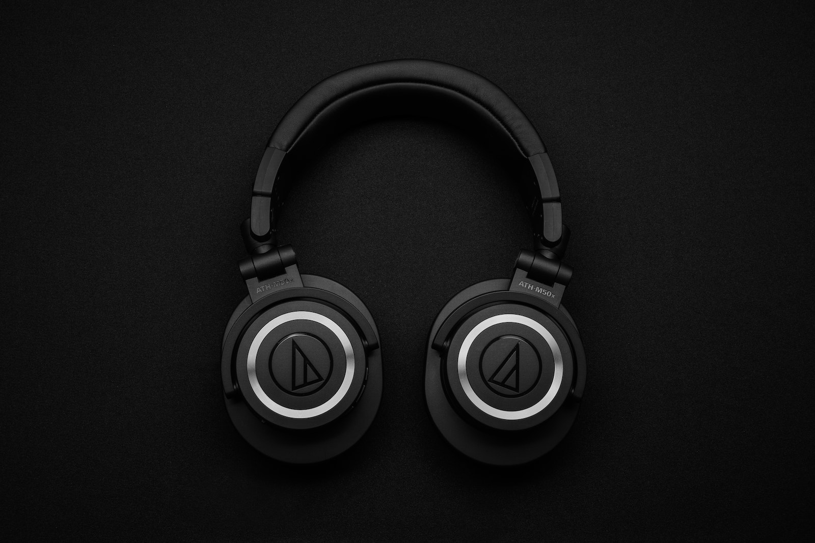 Bezprzewodowe słuchawki: Przyszłość audio